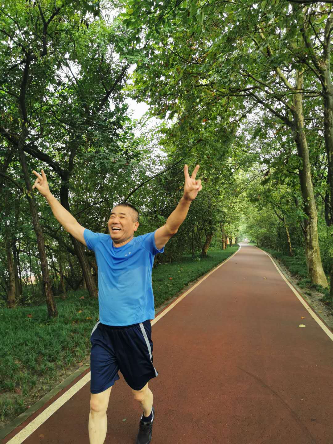 李峰.jpg
