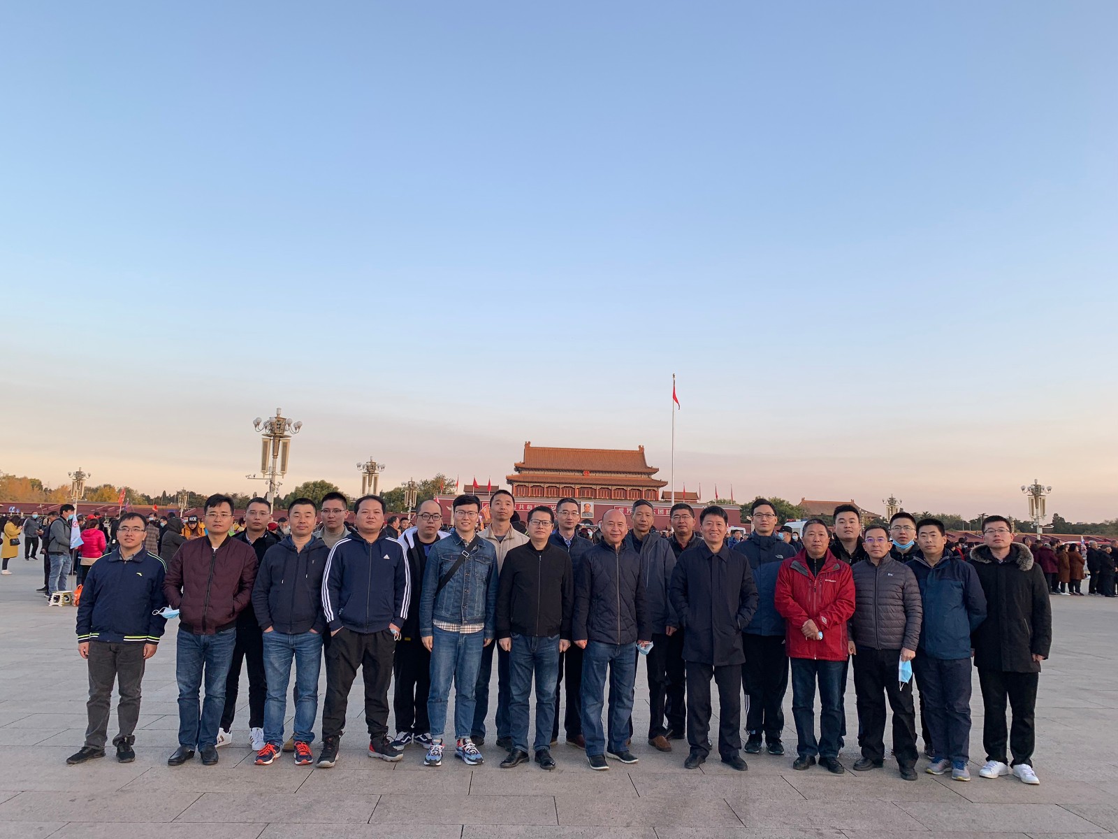 天安门合影.jpg 天安门合影.jpg