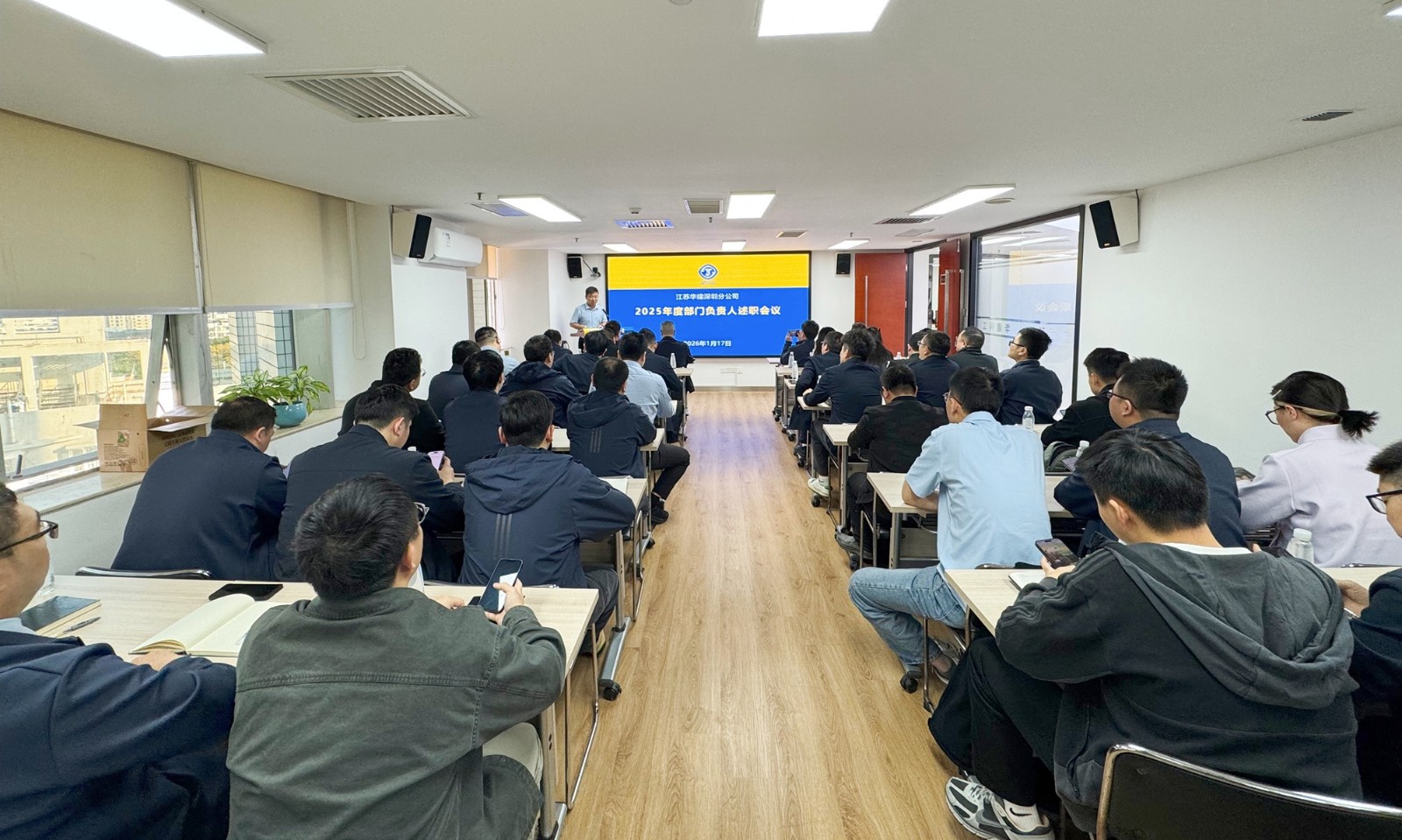 1b74e2f481b58a78dadfaab5377eb4d1 - 副本.jpg